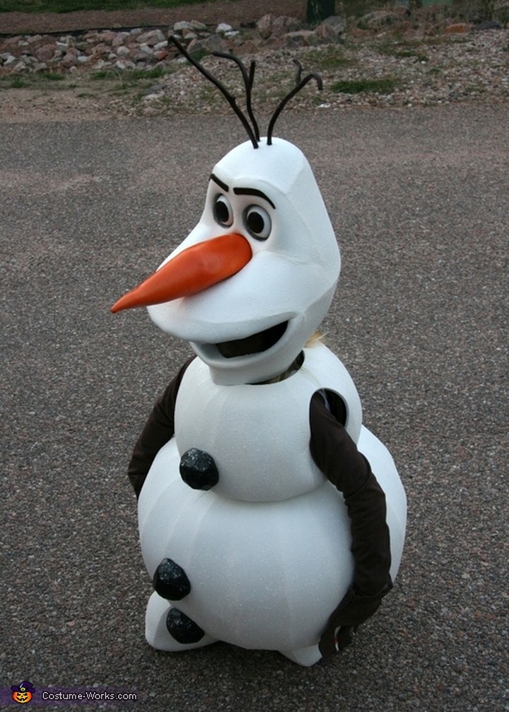 DIY Frozen Olaf Costume