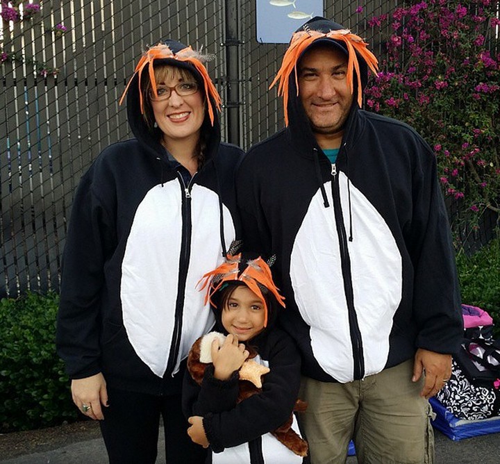 DIY Macaroni Penguin Costume