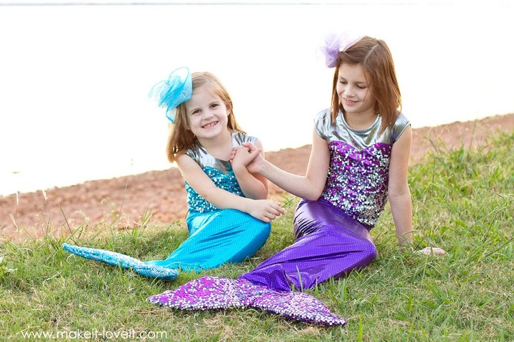 DIY Mermaid Costume With A Repositionable Fin