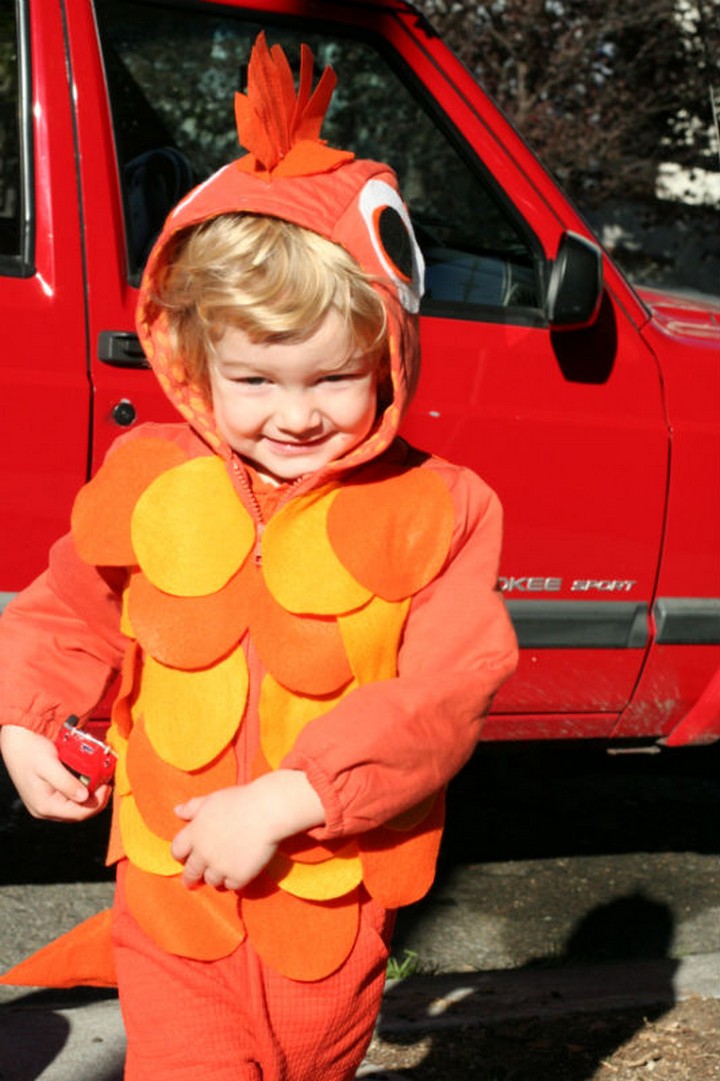 DIY Nemo Fish Costume For Your Toddler