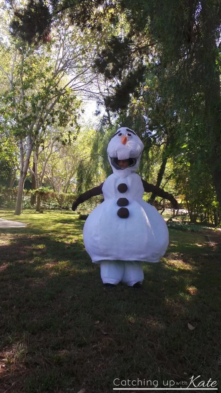 DIY Olaf Costume For Halloween