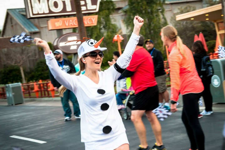 DIY Olaf Hat + Rundisney Costume