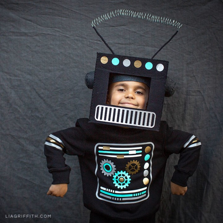 Kids’ Felt And Iron-on Vinyl Robot Costume