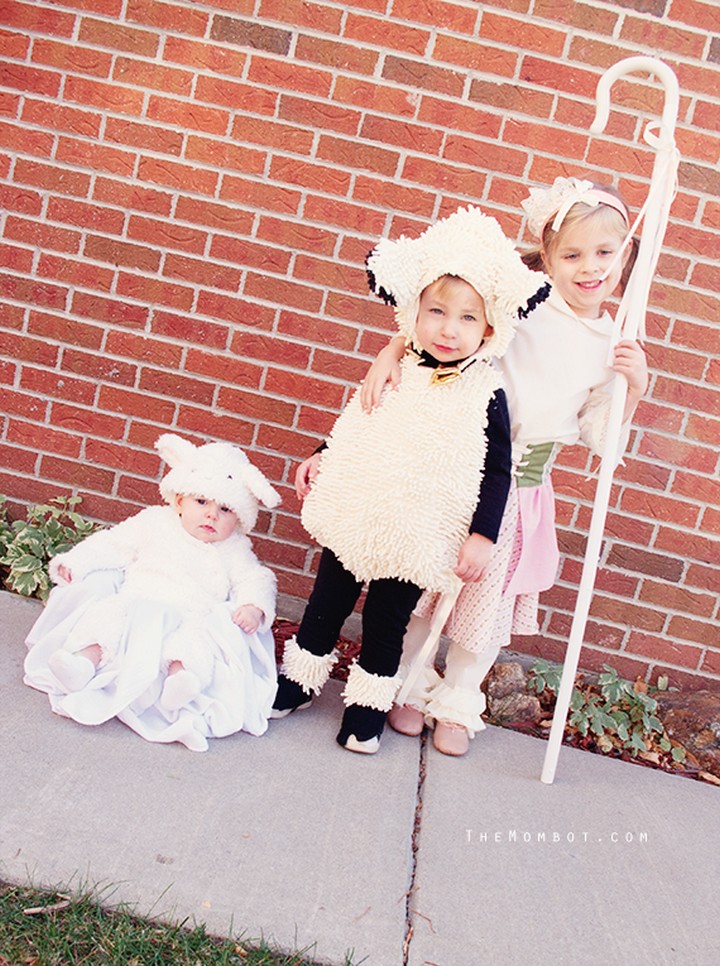 Little Bo Peep And Her Sheep Halloween Costumes