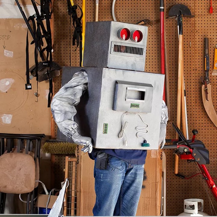Make A Geeky Interactive Halloween Robot Costume