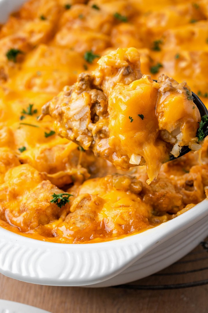 Cheeseburger Tater Tot Casserole