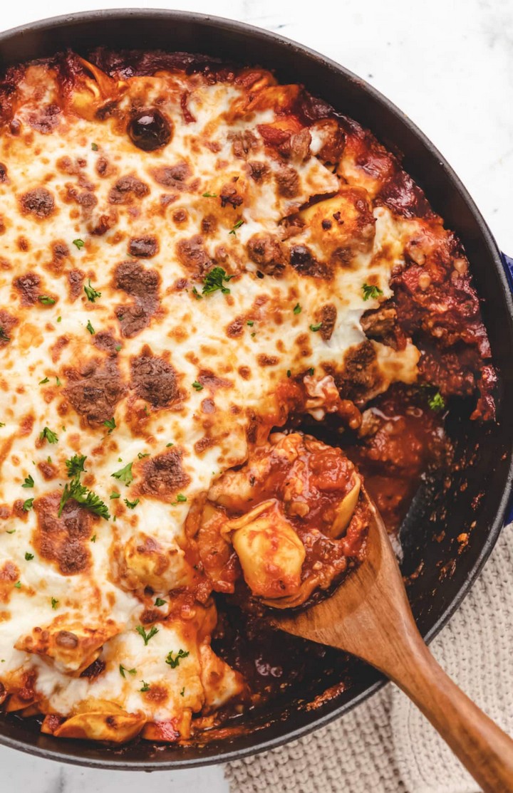 Easy One Pan Baked Tortellini Recipe