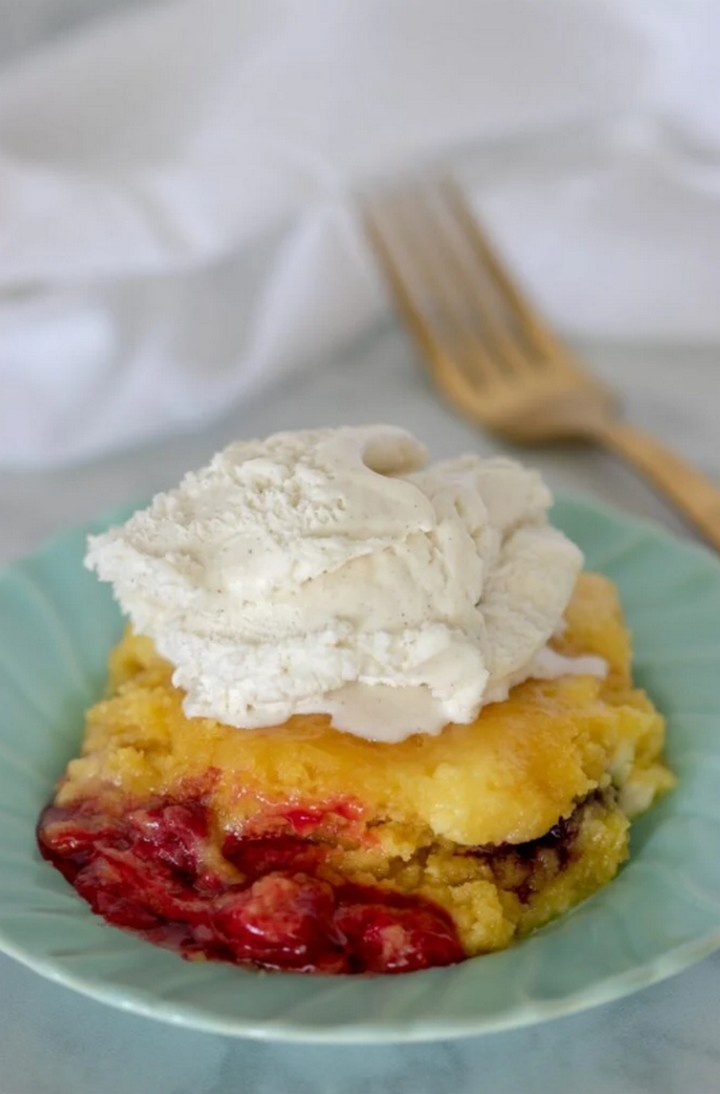 Cherry Cheesecake Dump Cake