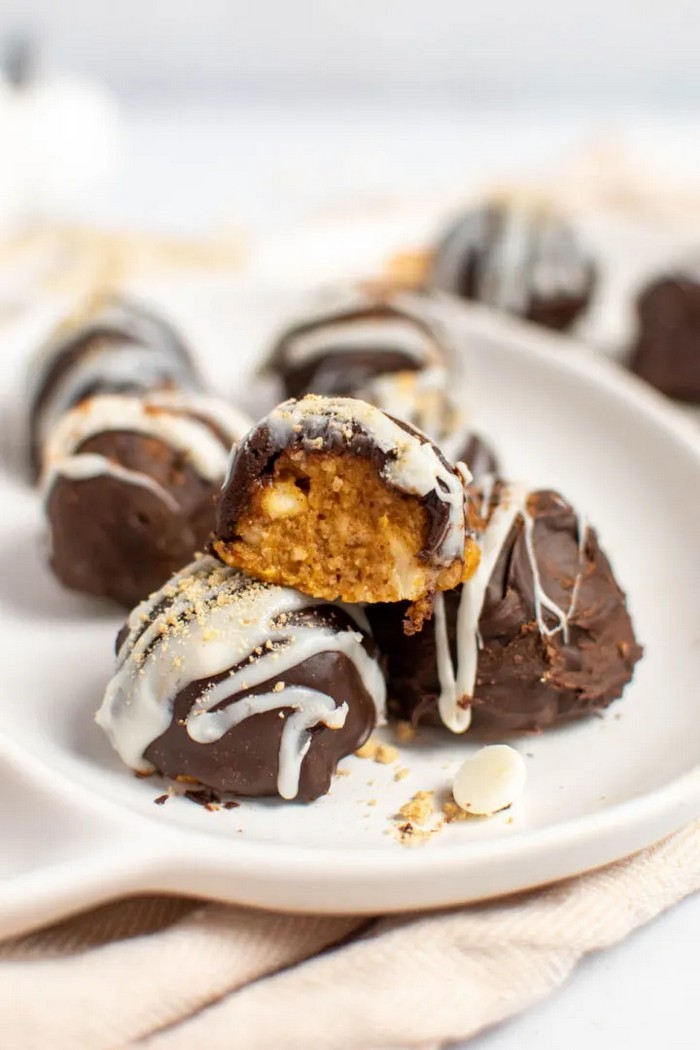 Leftover Pumpkin Pie Truffles