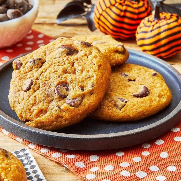 Pumpkin Chocolate Chip Cookies