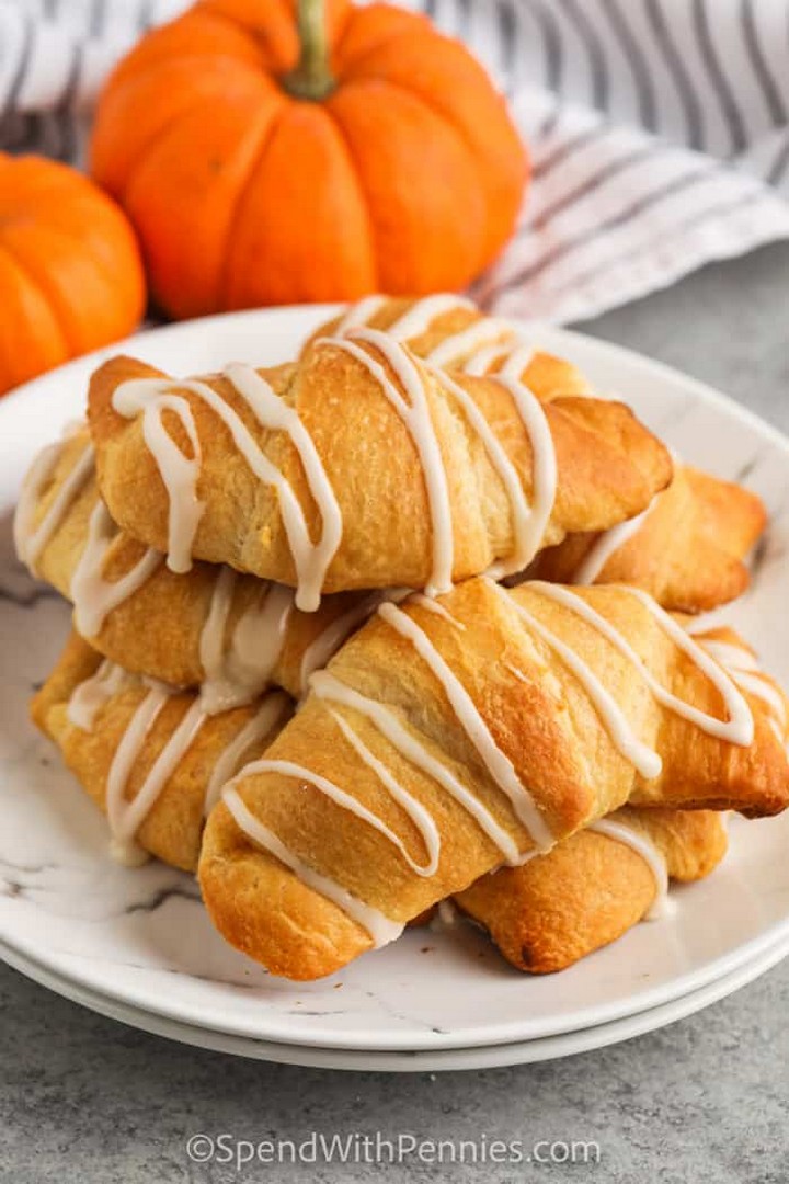 Pumpkin Pie Crescents