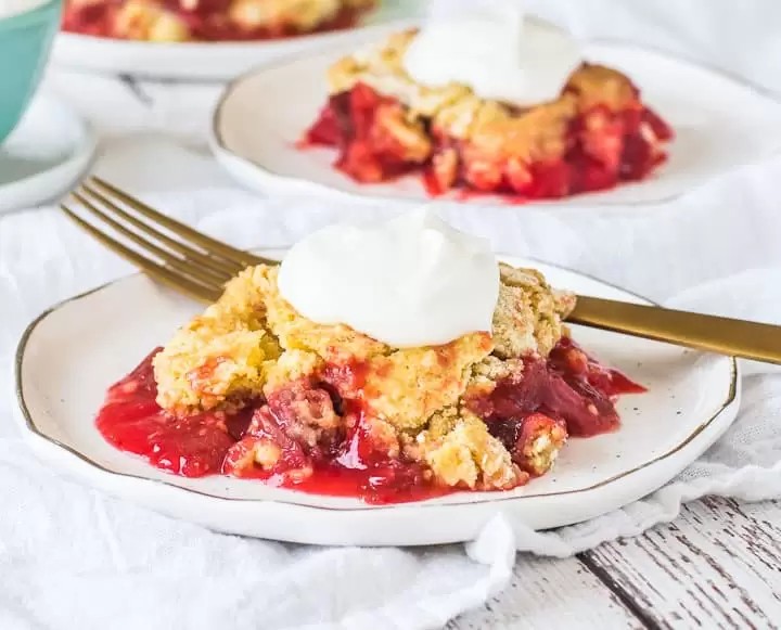 Rhubarb Dump Cake