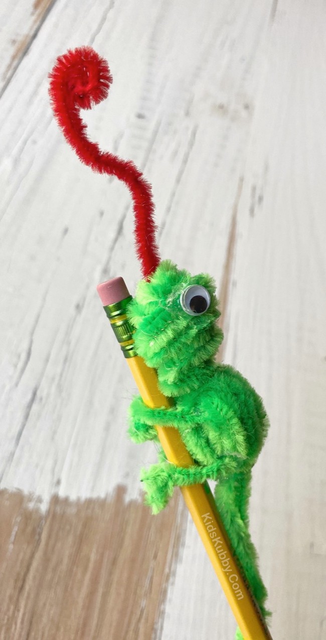 Adorable Pipe Cleaner Animal Pencil Toppers