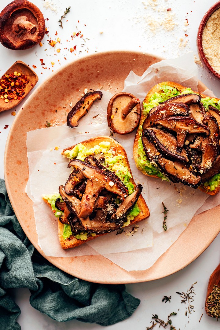10-Minute Mushroom Avocado Toast