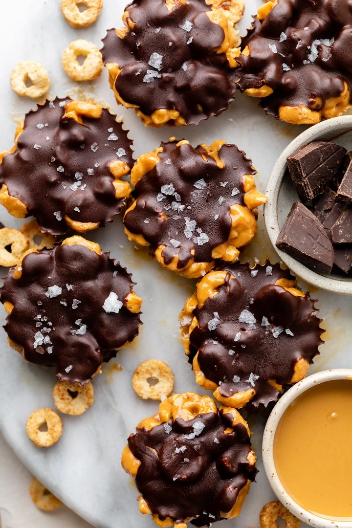 No Bake High Protein Peanut Butter Cereal Bars