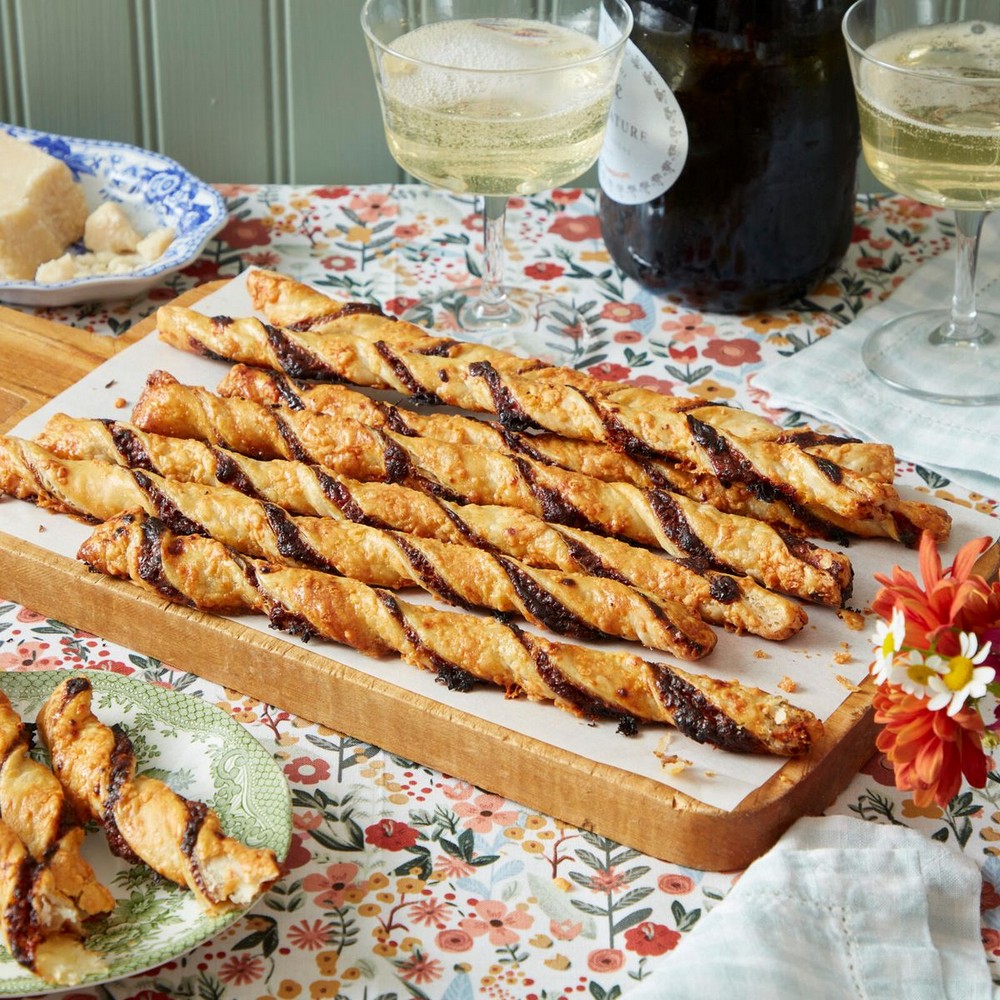Apple Butter Cheese Twists