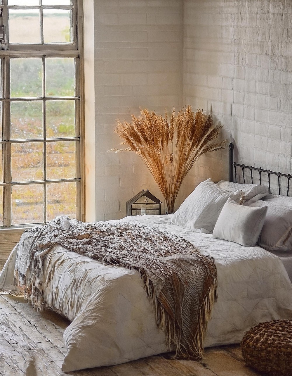 Minimalist Rustic Elegance